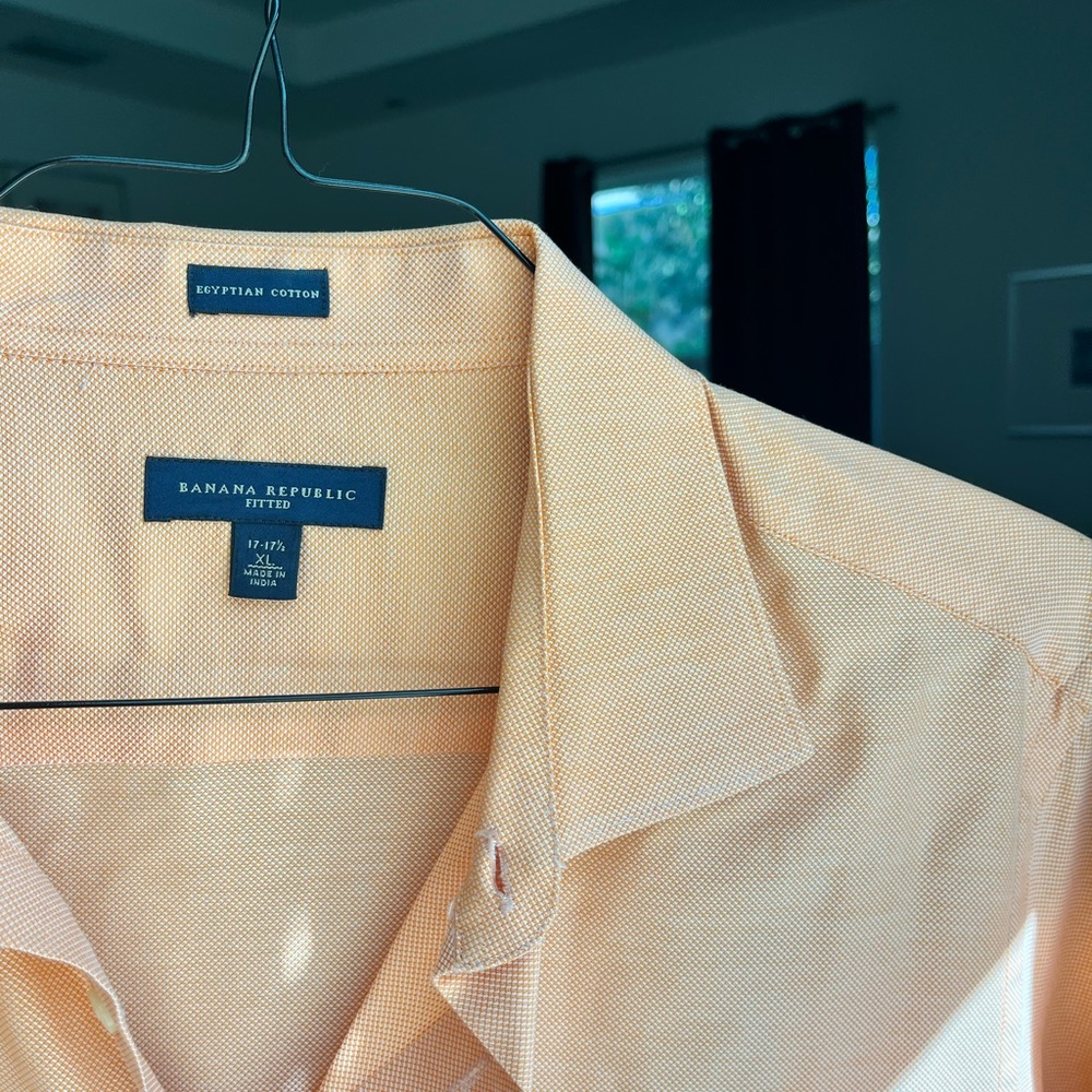 Banana Republic Dress shirt. Long sleeve